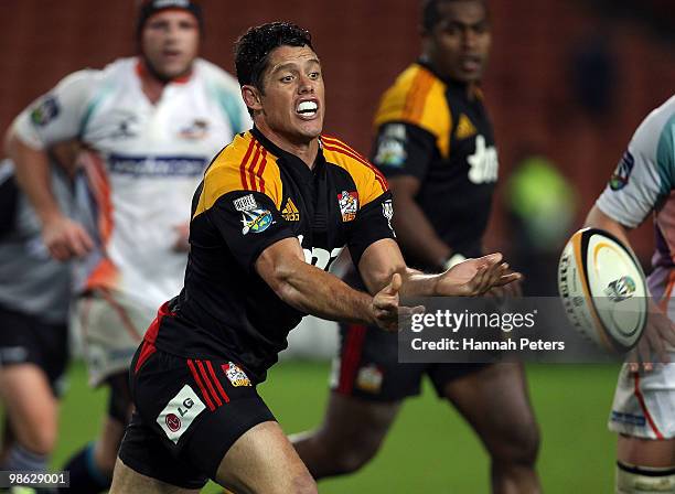 Callum Bruce of the Chiefs passes the ball out during the round 11 Super 14 match between the Chiefs and the Cheetahs at Waikato Stadium on April 23,...