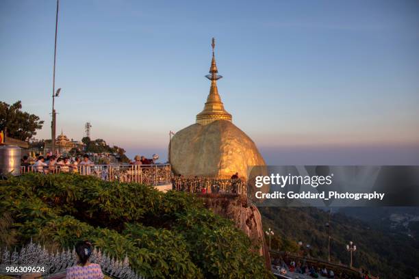 myanmar: golden rock pagoda - kyaiktiyo pagoda stock pictures, royalty-free photos & images