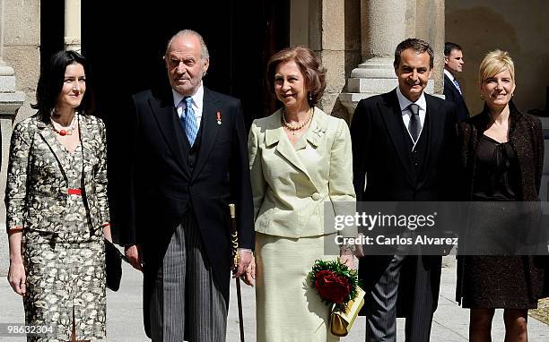 Spanish Culture Minister Angeles Gonzalez Sinde, King Juan Carlos of Spain, Queen Sofia of Spain, President Jose Luis Rodriguez Zapatero and wife...