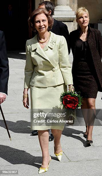 Queen Sofia of Spain arrives at the Alcala de Henares University to attend the Cervantes prize ceremony to Mexican writer Jose Emilio Pacheco, on...