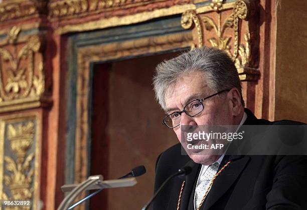 Awarded Mexican writer Jose Emilio Pacheco gives a speech at the University of Alcala de Henares, near Madrid, on April 23, 2010 after being awarded...