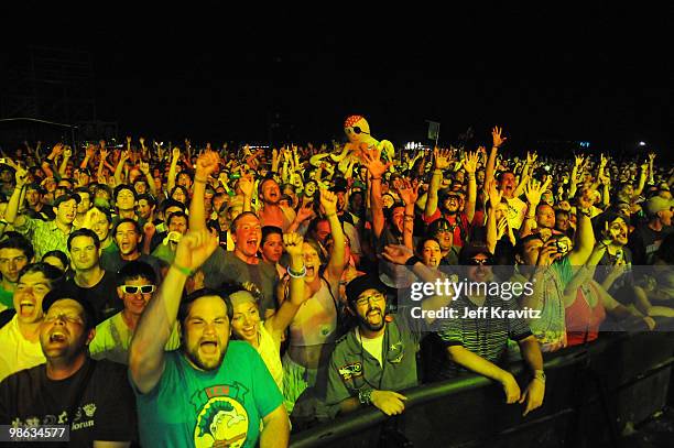 General view during Phish performance at Bonnaroo 2009 on June 14, 2009 in Manchester, Tennessee.