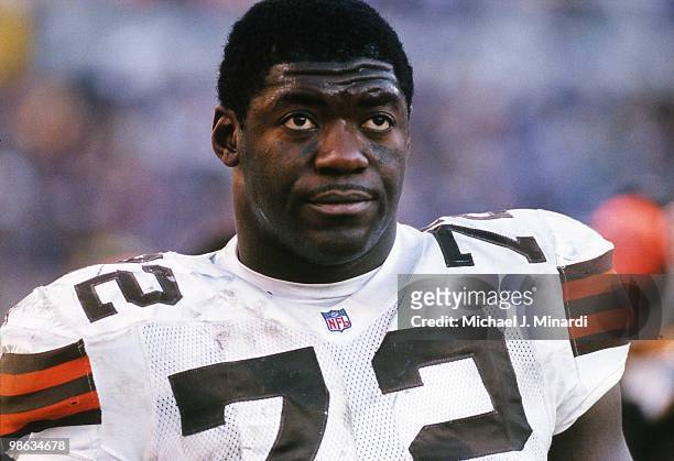 Offensive Tackle Roman Oben of the Cleveland Browns rests inbetween plays in a nfl game against the Baltimore Ravens at PSINet Ravens Stadium on...