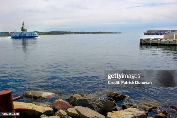 halifax-dartmouth ferry - dartmouth nova scotia stock-fotos und bilder