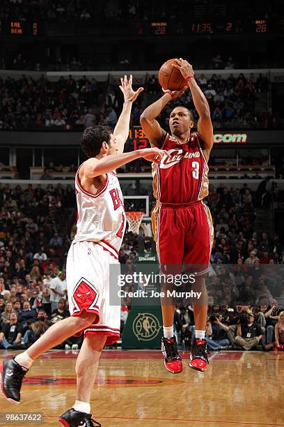 Sebastian Telfair of the the Cleveland Cavaliers shoots a jump shot against Kirk Hinrich of the Chicago Bulls during the game at United Center on...