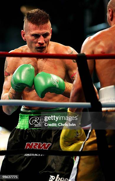 Anthony Mundine defeats Danny Green on a unanimous points decision at Aussie Stadium on May 18, 2006