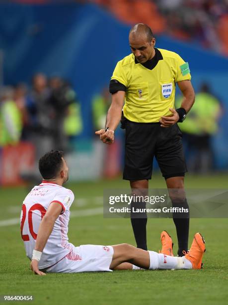 Ghaylen Chaaleli of Tunisia argues with Referee Nawaf Shukralla during the 2018 FIFA World Cup Russia group G match between Panama and Tunisia at...