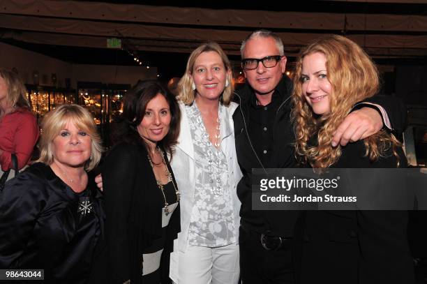 Jo Campbell-Fujii, Pamela Jacarrino, Jennifer Matthews, Darren Ransdell and Penelope Francis attend the 15th Annual Los Angeles Antiques Show at...