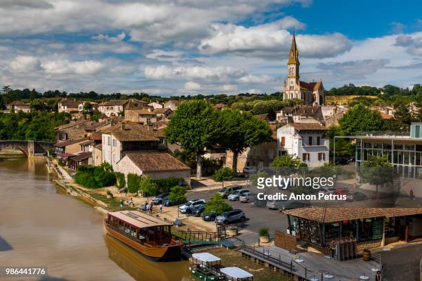 view of the city nerac, ancient french town - chinese house churches stock pictures, royalty-free photos & images