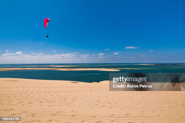dune of pilat -  sand dune, arcachon bay, aquitaine, france, atlantic ocean - anton petrus fotografías e imágenes de stock