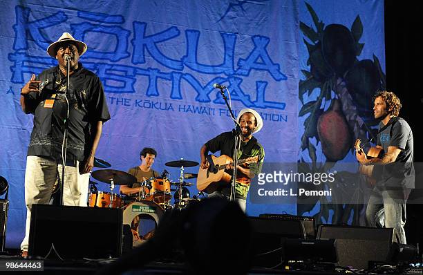 Taj Mahal, Ziggy Marley and Jack Johnson perform together at the Kokua Festival 2010 on April 23, 2010 in Honolulu, Hawaii.