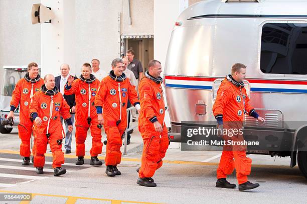 Space Shuttle Atlantis Commander Ken Ham , Pilot Tony Antonelli, Mission Specialists Michael Good, Piers Sellers, Garrett Reisman, and Steve Bowen...