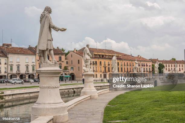 the prato della valle in padua - 12th century sculpture stock pictures, royalty-free photos & images