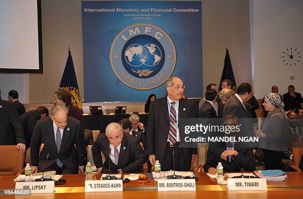 First Deputy Managing Director John Lipsky, IMF Managing Director Dominique Strauss-Kahn, Egypt�s Finance Minister Youssef Boutros-Ghali, Chairman of...