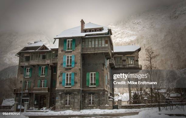 maison de charles albert keller - façade maison stockfoto's en -beelden