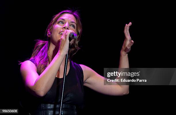 Singer Leire Martinez of the spanish band La Oreja de Van Gogh performs live at La noche de Cadena 100 concert at Madrid sports palace on April 24,...