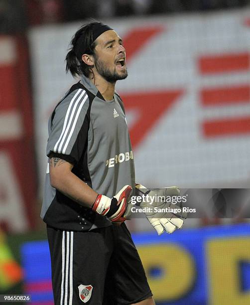 The goalkeeper Marcelo Ojeda of River Plate reacts during an Argentina´s first division soccer match at Jorge Luis Hirsch Stadium on April 24, 2010...