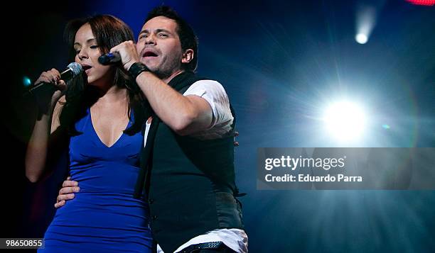 Singer Chenoa and David de Maria perform live at La noche de Cadena 100 concert at Madrid sports palace on April 24, 2010 in Madrid, Spain.