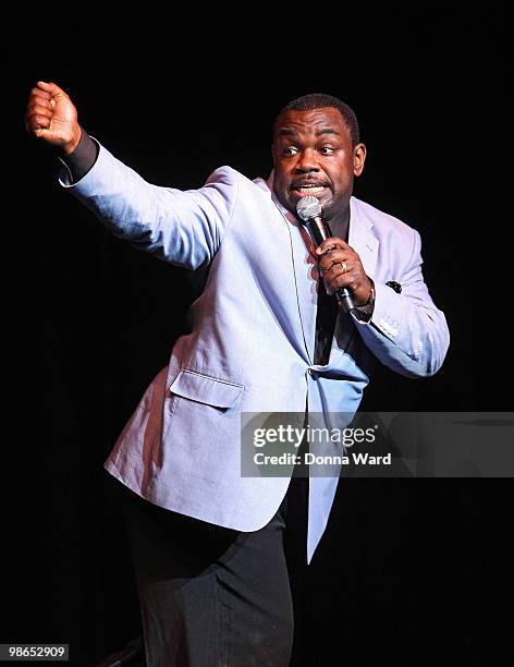 Rodney Perry Dc Spread The Love Tour Photos and Premium High Res Pictures - Getty Images