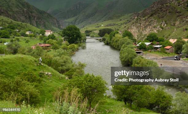 the landscape of vardzia - vardzia stock-fotos und bilder