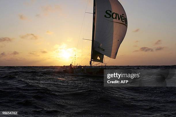 French skipper Romain Attanasio and his team mate UK' Samantha Davies sail on their "Saveol" monohull on April 25, 2010 during the AG2R LA MONDIALE...