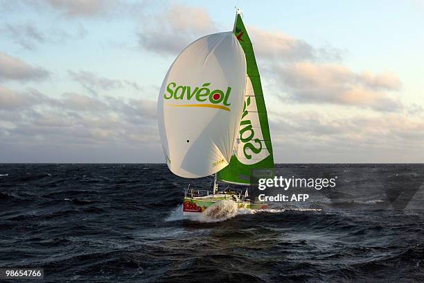 French skipper Romain Attanasio and his team mate UK' Samantha Davies sail on their "Saveol" monohull on April 25, 2010 during the AG2R LA MONDIALE...