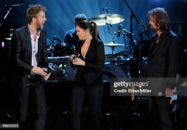 Singers Charles Kelley and Hillary Scott of Lady Antebellum perform with Ronnie Dunn of the duo Brooks & Dunn during the "Brooks & Dunn - The Last...