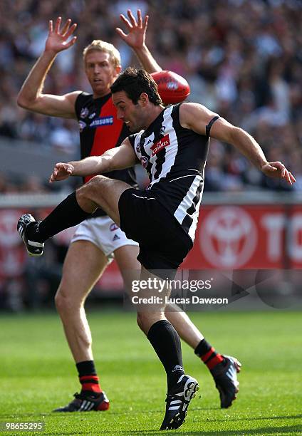 Alan Didak of the Magpies kicks the ball during the round five AFL match between the Collingwood Magpies and the Essendon Bombers at Melbourne...