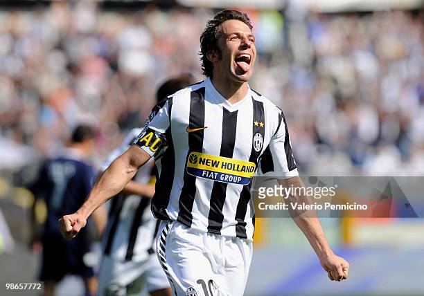 Alessandro Del Piero of Juventus FC celebrates scoring his team's second goal during the Serie A match between Juventus FC and AS Bari at Stadio...