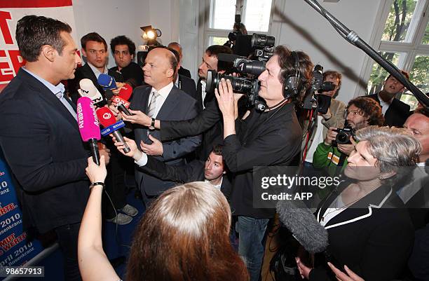 Austrian Presidential candidate of the right-wing Freedom party, FPOE, Barbara Rosenkranz listens to Freedom party leader Heinz-Christian Strache as...