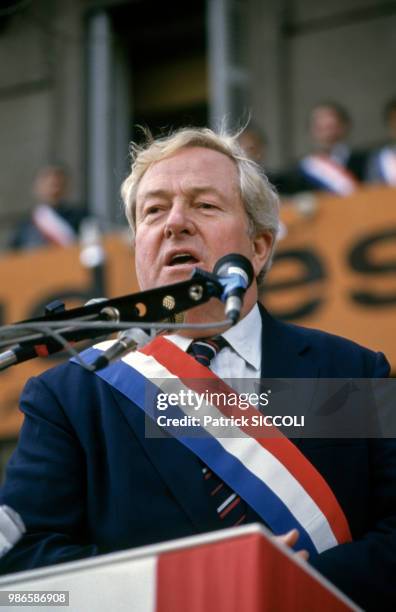 Jean-Marie Le Pen lors d'une manifestation du Front National à Marseille le 4 avril 1987, France.