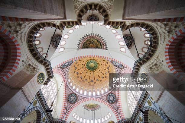 suleymaniye mosque ceiling - suleymaniye stock-fotos und bilder