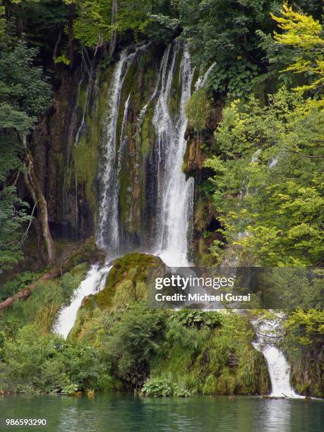 wasserfall in plitvitce - wasserfall stock pictures, royalty-free photos & images