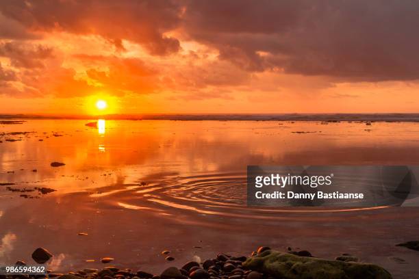 sumbawa sunset - sumbawa stockfoto's en -beelden