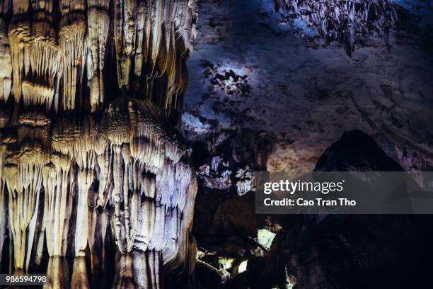 thien duong cave (heaven cave) - thien duong cave stock pictures, royalty-free photos & images