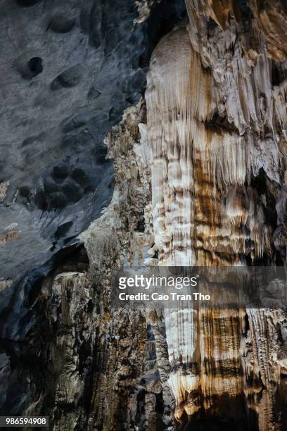 thien duong cave (heaven cave) - thien duong cave stock pictures, royalty-free photos & images