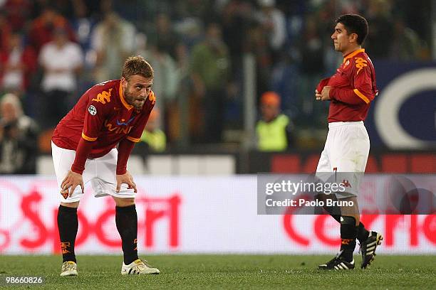 Daniele De Rossi and David Pizarro of AS Roma show their dejection during the Serie A match between AS Roma and UC Sampdoria at Stadio Olimpico on...