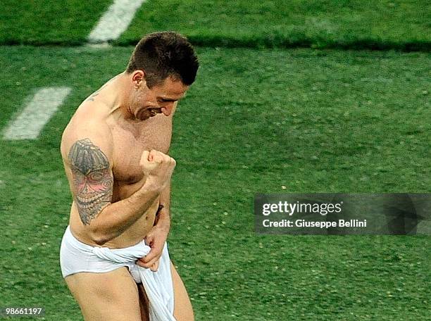 Antonio Cassano of Sampdoria celebrates the victory after the Serie A match between AS Roma and UC Sampdoria at Stadio Olimpico on April 25, 2010 in...