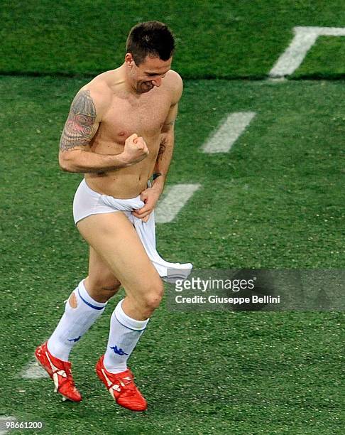 Antonio Cassano of Sampdoria celebrates the victory after the Serie A match between AS Roma and UC Sampdoria at Stadio Olimpico on April 25, 2010 in...