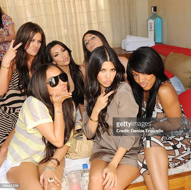 Khloe Kardashian, Lauren London, Kim Kardashian, Kourtney Kardashian, Brittny Gastineau and Malika Haqq attend Wet Republic on April 24, 2010 in Las...