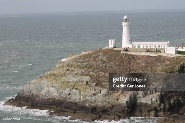 south stack lighthouse - south stack lighthouse stock pictures, royalty-free photos & images