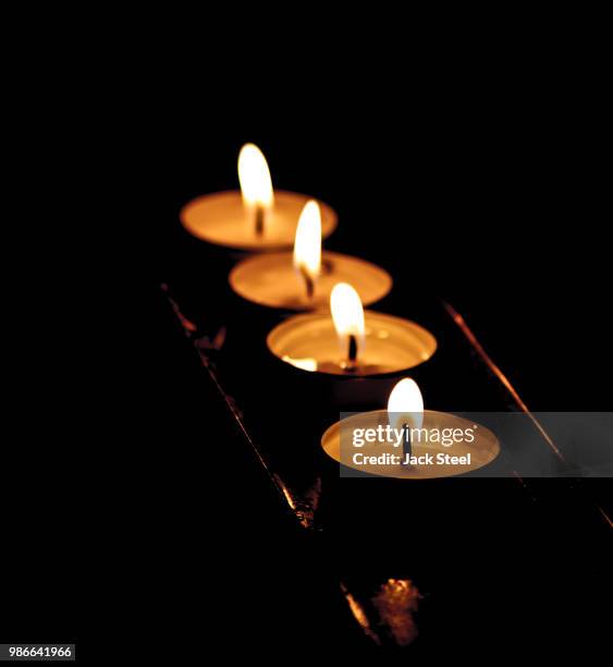 candles - jack burns 個照片及圖片檔
