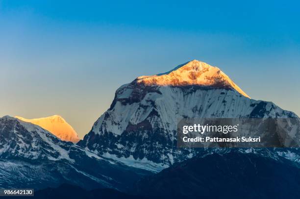 dhaulagiri mountain - dhaulagiri ストックフォトと画像