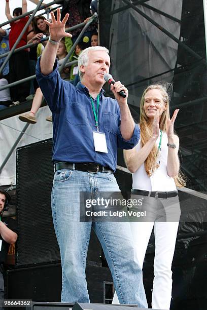 James Cameron and Suzy Amis attends The Climate Rally Earth Day 2010 at the National Mall on April 25, 2010 in Washington, DC.