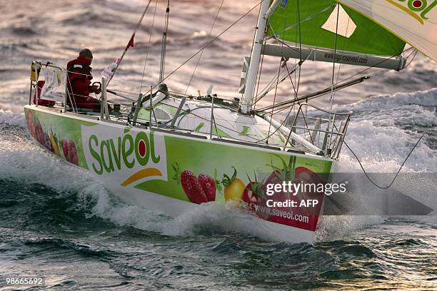 French skipper Romain Attanasio and his team mate UK' Samantha Davies sail on their "Saveol" monohull on April 26, 2010 during the AG2R sailing race...
