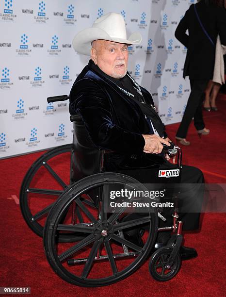 Tony Curtis attends the at Grauman's Chinese Theatre on April 22, 2010 in Hollywood, California.