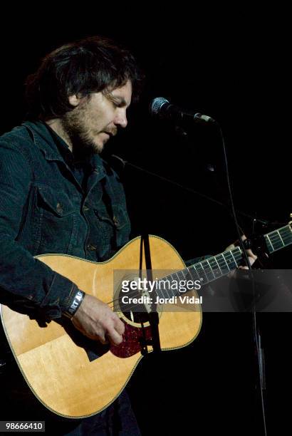 Jeff Tweedy performs on stage during day 2 of Primavera Club Festival 2006 at Auditori Forum on December 2, 2006 in Barcelona, Spain.