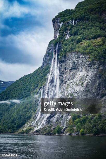 waterfall - the seven sisters - seven sisters waterfall stock pictures, royalty-free photos & images