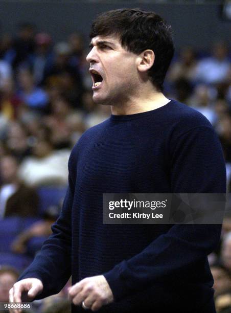 Dallas Mavericks owner Mark Cuban watches 100-99 loss to the Los Angeles Clippers