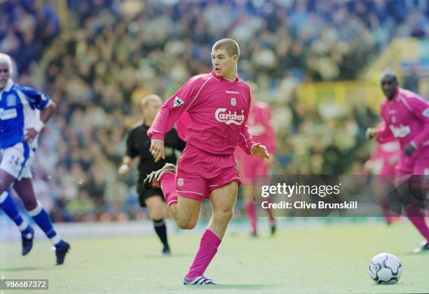 English footballer Steven Gerrard of Liverpool on the ball during a Premier League match against Everton at Goodison Park, 15th September 2001....